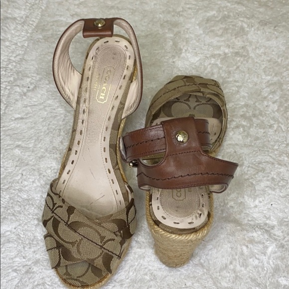 Authentic! Signature Coach wedge heels 👡​ - Picture 8 of 16